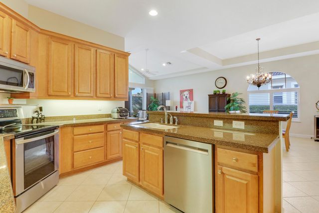 7112 Maidstone Drive, Port St. Lucie, Port St Lucie, FL 34986