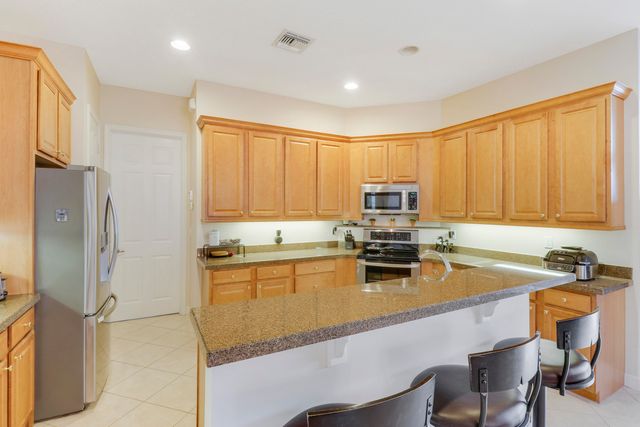 7112 Maidstone Drive, Port St. Lucie, Port St Lucie, FL 34986