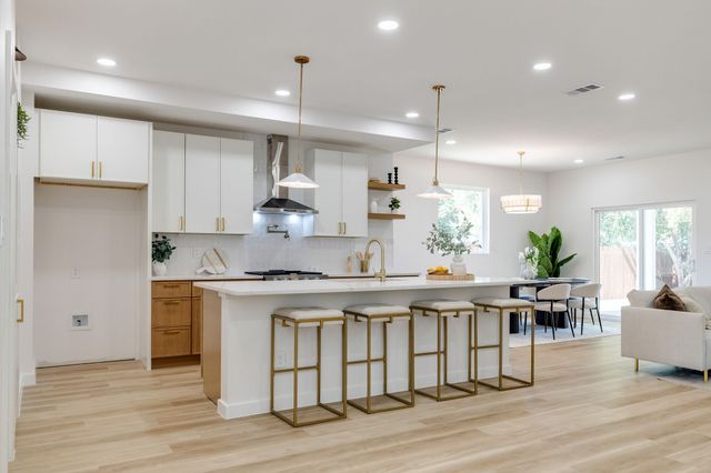 2923 Materhorn Drive, Dallas, TX 75228