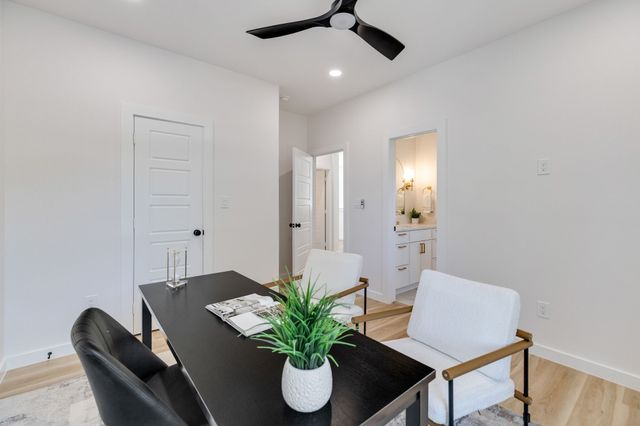 2923 Materhorn Drive, Dallas, TX 75228