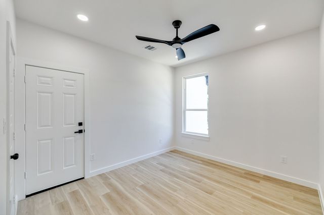 2923 Materhorn Drive, Dallas, TX 75228