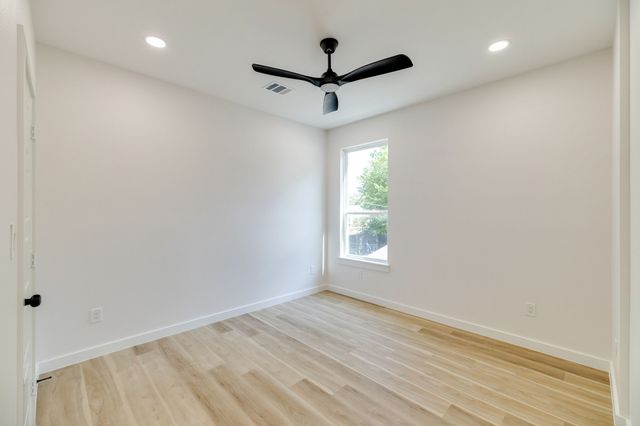 2923 Materhorn Drive, Dallas, TX 75228