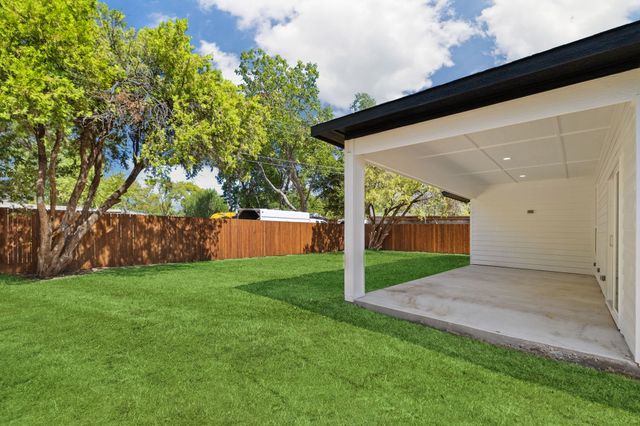 2923 Materhorn Drive, Dallas, TX 75228
