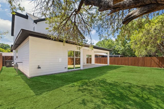 2923 Materhorn Drive, Dallas, TX 75228