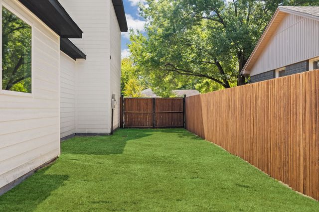 2923 Materhorn Drive, Dallas, TX 75228