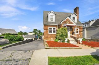 786 Mile Square Road, Yonkers, NY 10704