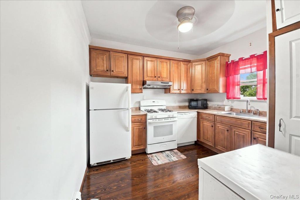 786 Mile Square Road, Yonkers, NY 10704 — photo 4
