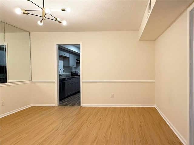 6851 Roswell Road O34, Atlanta, GA 30328