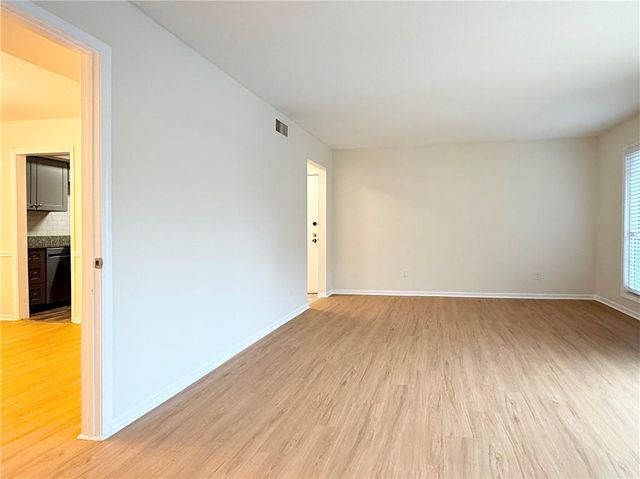 6851 Roswell Road O34, Atlanta, GA 30328