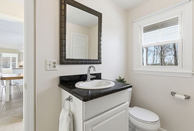 148 Bracken Dr, Marlborough, MA 01752