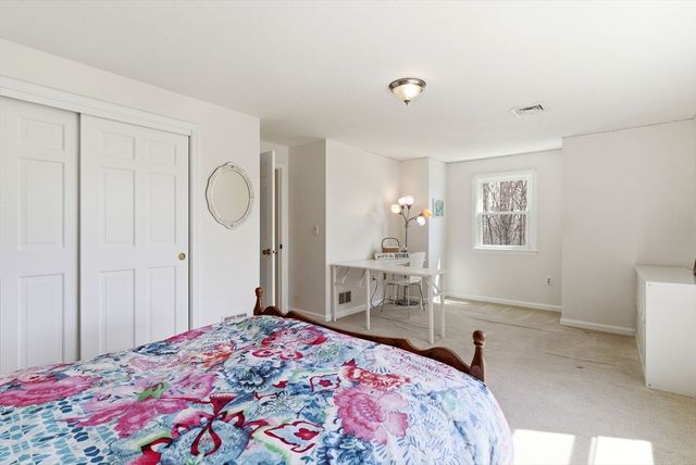 148 Bracken Dr, Marlborough, MA 01752