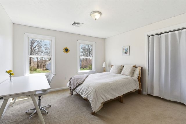 148 Bracken Dr, Marlborough, MA 01752