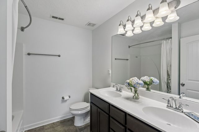 2120 Longhunter Chase Dr, Spring Hill, TN 37174