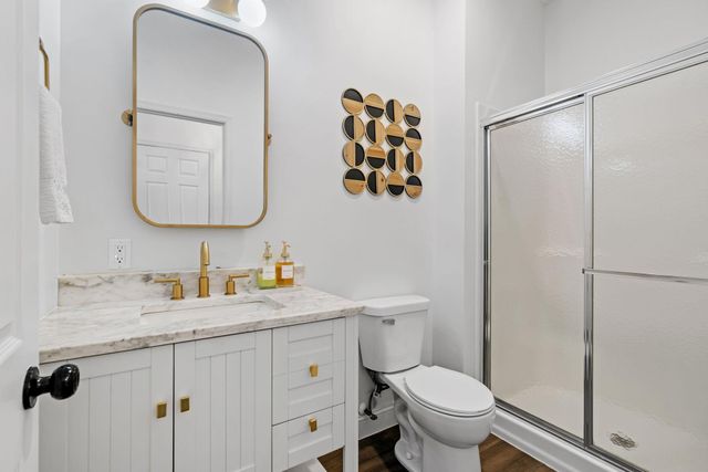 9154 Edinburgh Lane, Woodbury, MN 55125