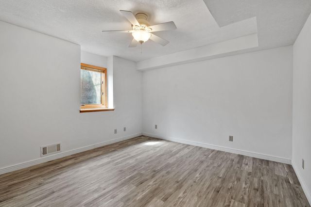 9154 Edinburgh Lane, Woodbury, MN 55125