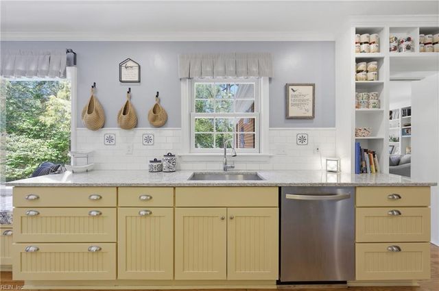 5440 Glenhaven CRES, Norfolk, VA 23508