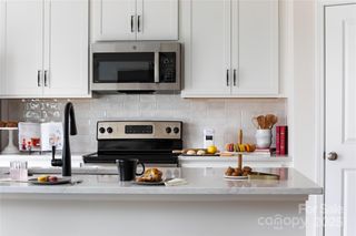 6013 Longar Lane, Charlotte, NC 28269