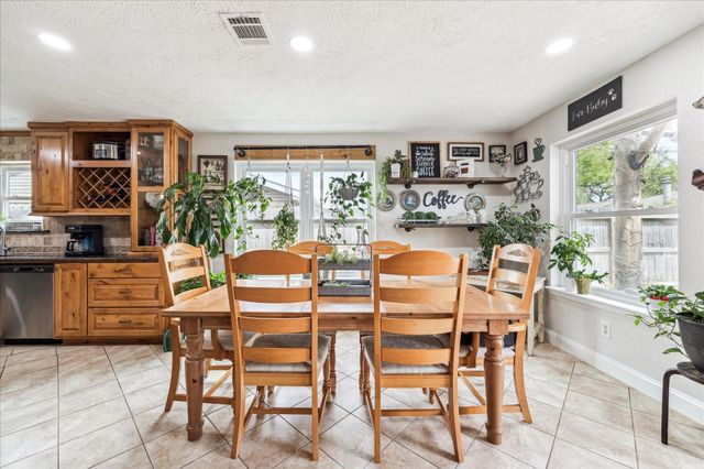 4010 Bluebonnet Trail, Deer Park, TX 77536