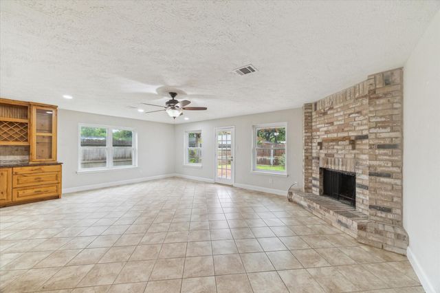 4010 Bluebonnet Trail, Deer Park, TX 77536