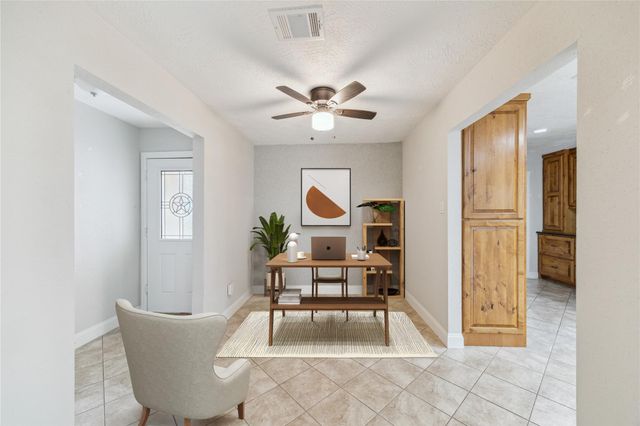 4010 Bluebonnet Trail, Deer Park, TX 77536