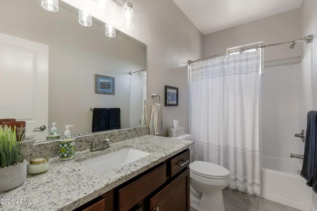 6135 N CHENEY Court, Rimrock, AZ 86335