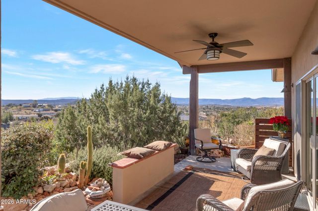 6135 N CHENEY Court, Rimrock, AZ 86335