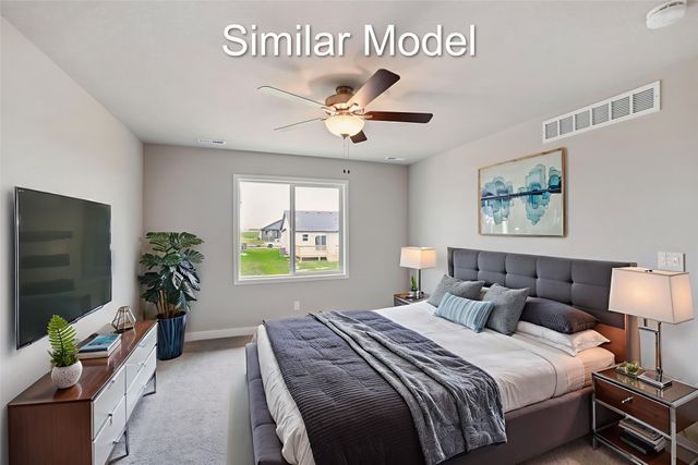 381 Napoli Avenue, West Des Moines, IA 50266