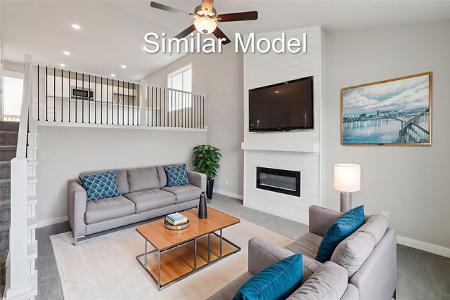 381 Napoli Avenue, West Des Moines, IA 50266