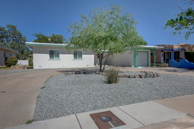 324 Chula Vista Place NE, Albuquerque, NM 87108