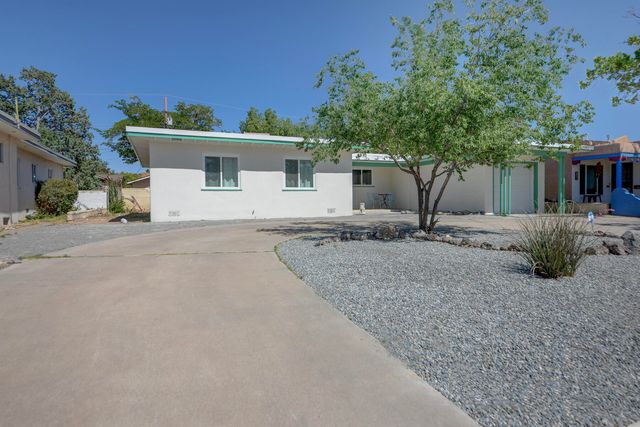 324 Chula Vista Place NE, Albuquerque, NM 87108