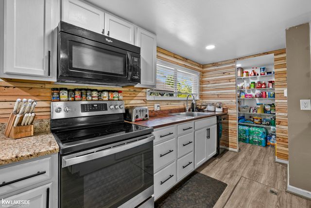 26560 26 Mile Road, Chesterfield Twp, MI 48051