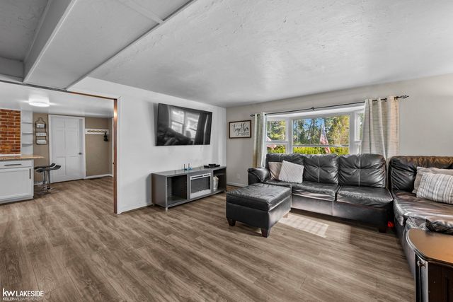 26560 26 Mile Road, Chesterfield Twp, MI 48051