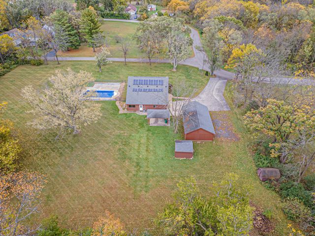 27514 N Forest Garden Road, Wauconda, IL 60084