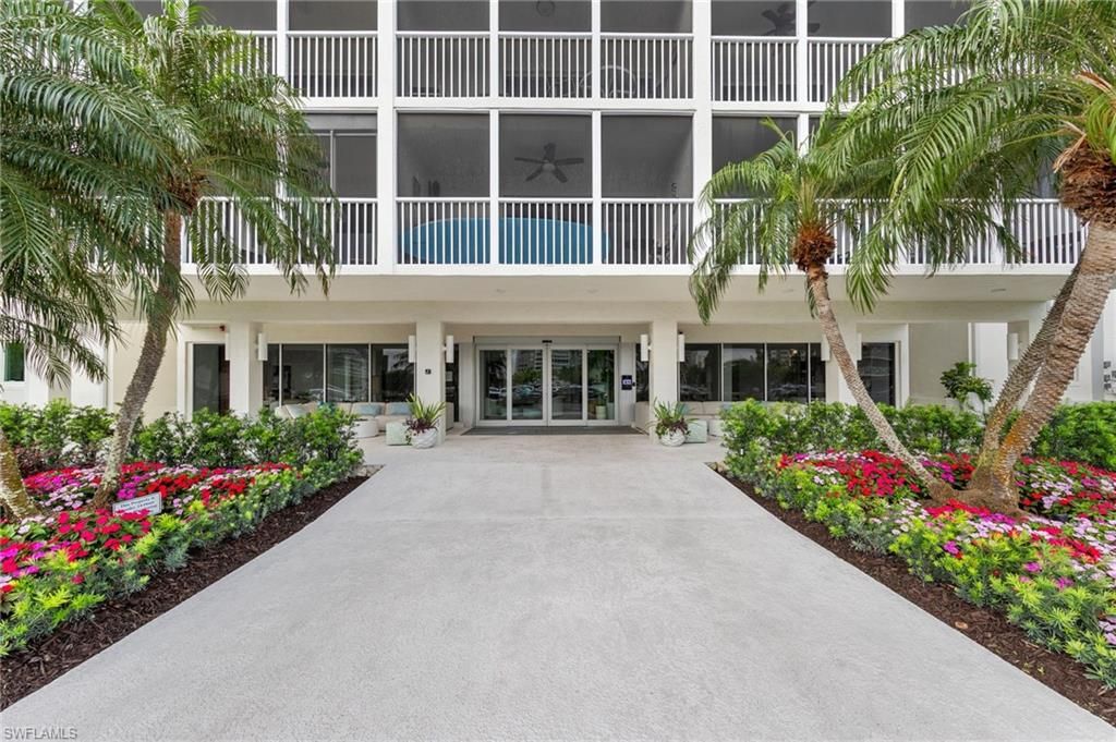 1 Bluebill AVE 402, NAPLES, FL 34108 — photo 3