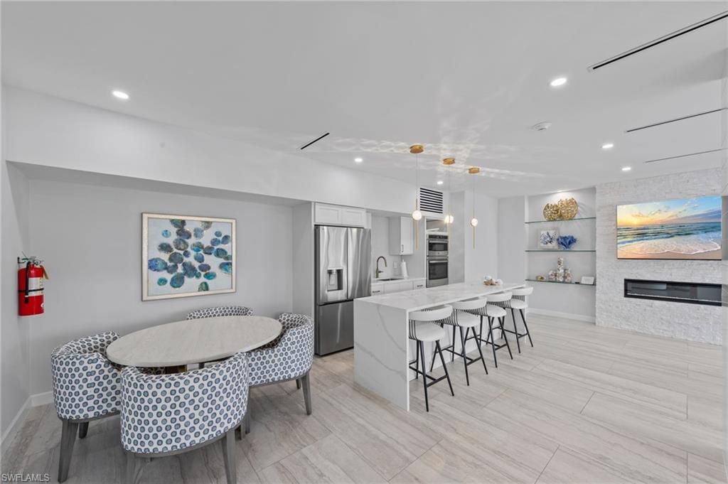 1 Bluebill AVE 402, NAPLES, FL 34108 — photo 5