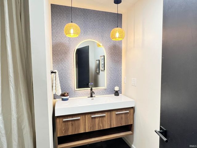 11341 Castle Drive, Plymouth, IN 46563