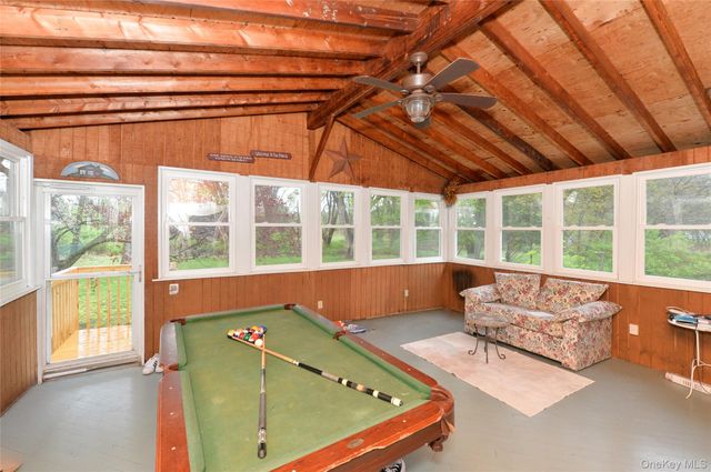 14 Lynmore Avenue, Salisbury Mills, NY 12577