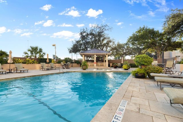 3525 Sage Road 1616, Houston, TX 77056