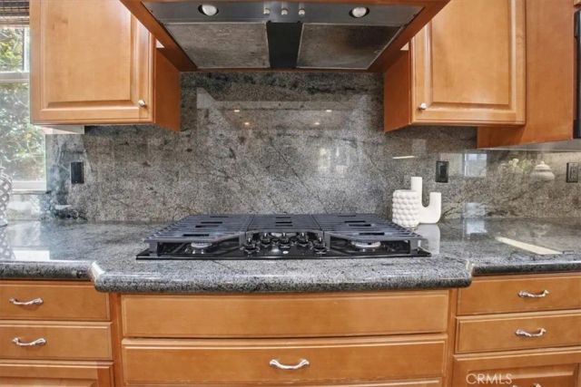 8651 Edelweiss, Corona, CA 92883