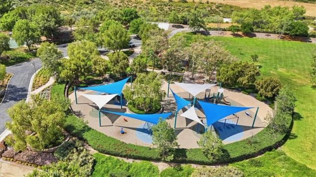 8651 Edelweiss, Corona, CA 92883