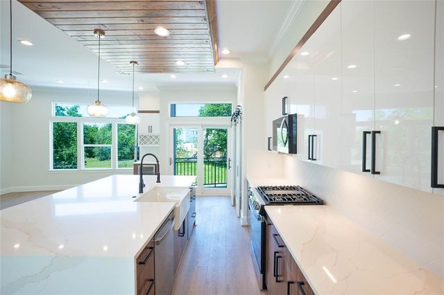 2117A Sauer, Houston, TX 77004