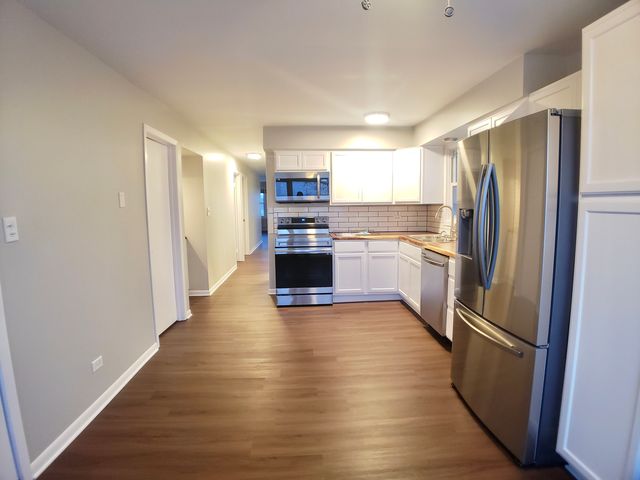 9109 Sahler Avenue 3, Brookfield, IL 60513