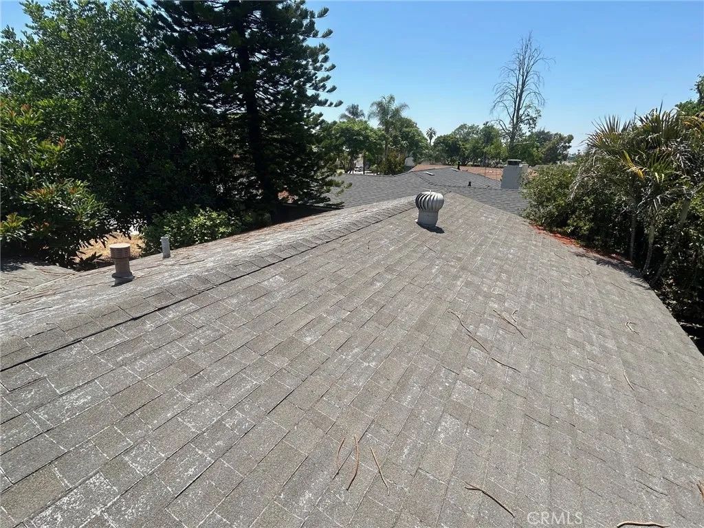 Image 15 of property listing at 1021 E Gaillard Street, Azusa, CA 91702