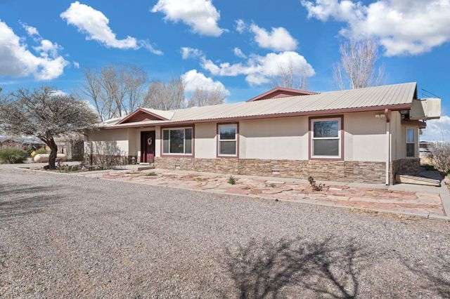 69 MIDWAY Road, Lemitar, NM 87823