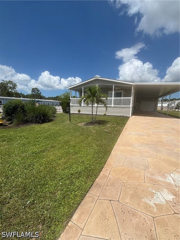 27646 Bourbonniere DR, Bonita Springs, FL 34135