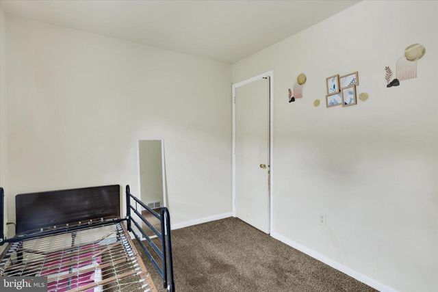 1211 WABANK, Lancaster, PA 17603