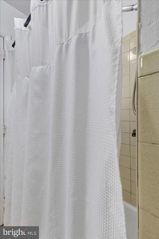 1211 WABANK, Lancaster, PA 17603