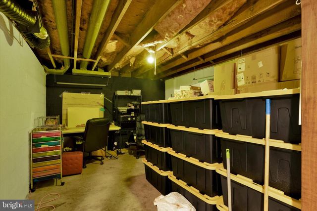 1211 WABANK, Lancaster, PA 17603