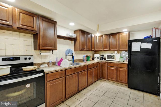 1211 WABANK, Lancaster, PA 17603