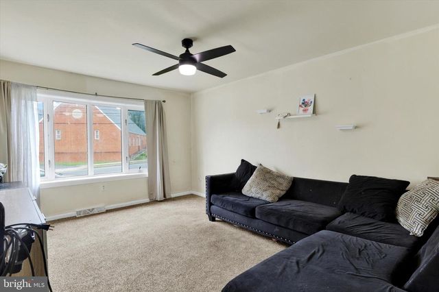 1211 WABANK, Lancaster, PA 17603